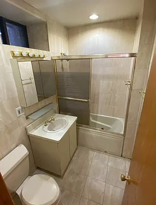 Rented by MOTION New York | media 6