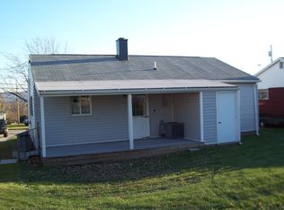 15 Forbes Dr, Latrobe, PA 15650