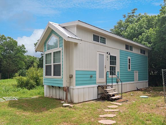 3rd image of 4804 Creekside Rd