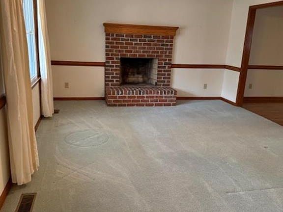 3rd image of 2847 Decatur Dr