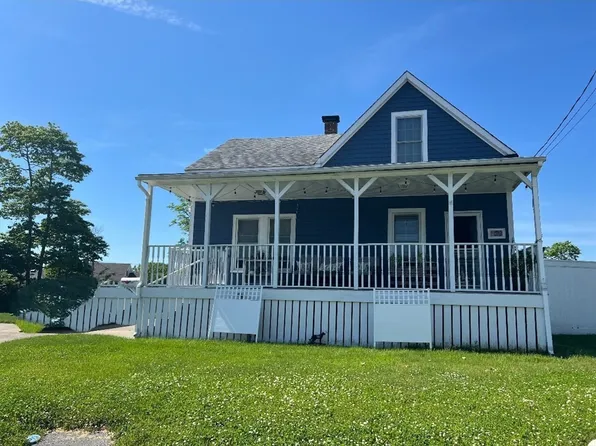 152 Appleton St, New Bedford, MA 02745