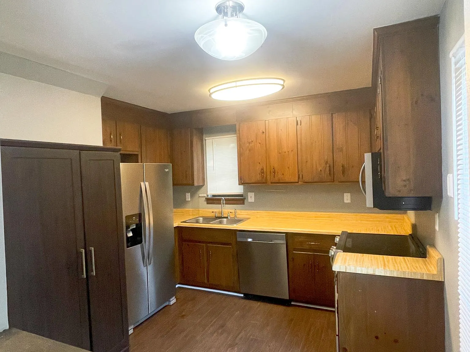 10205 Francill Ct — Photo 3