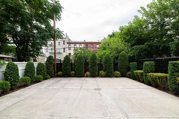 Rented by Joel Scharf, LREB | media 36