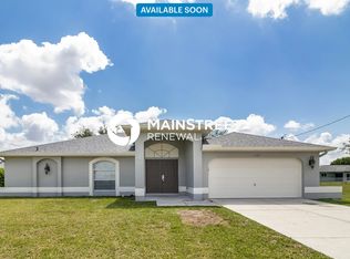 1107 SE 5th Ave, Cape Coral, FL 33990