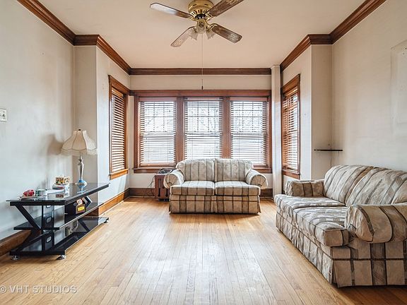 2nd image of 2258 W Logan Blvd
