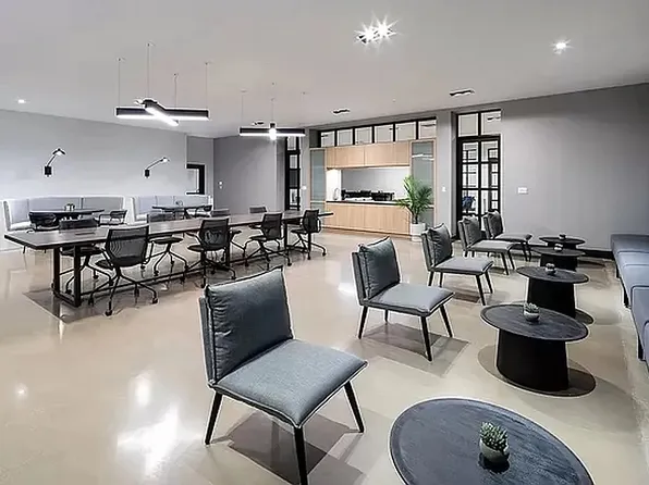 176 Woodward Avenue image 11 of 17