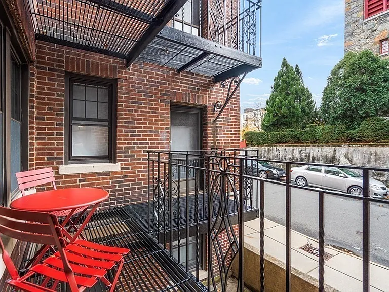190 Chestnut Hill Ave #8 — Photo 9