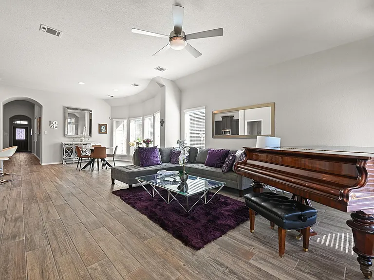 373 Lacey Oak Loop — Photo 11