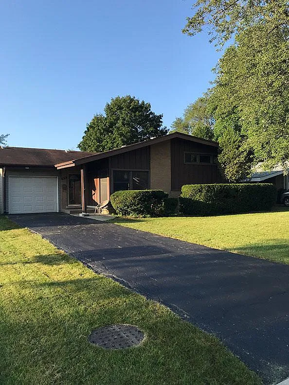 315 Chipili Dr photo 1