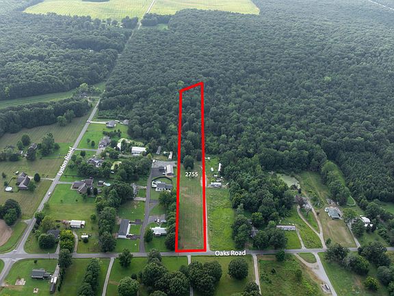 4th image of 2755 Oaks Rd