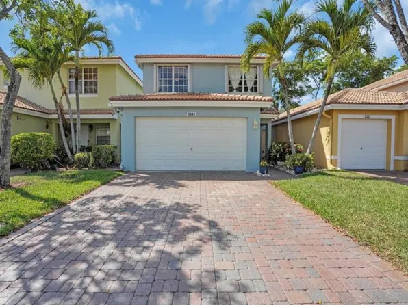 3331 Commodore Ct, West Palm Beach, FL 33411