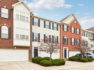 9040 Rider Dr, Fishers, IN 46038