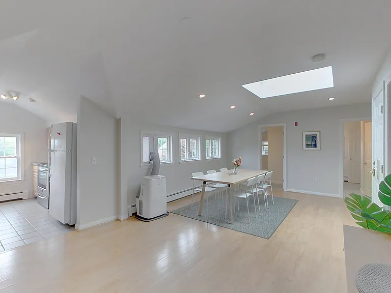 26 Cliff Ave #4 — Photo 7