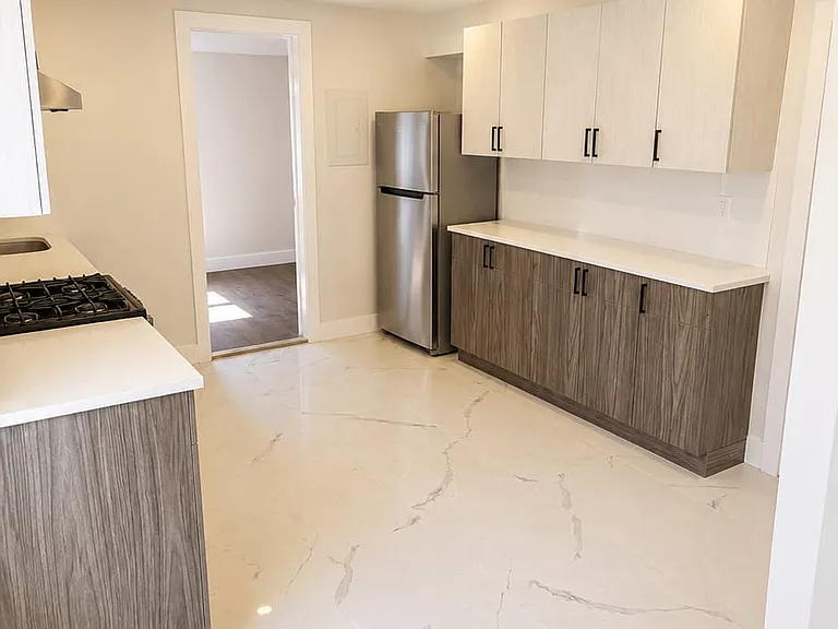 352 Bergen St #2 — Photo 2