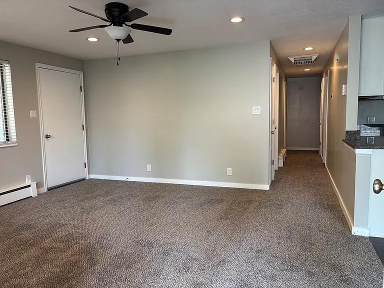 123 E 300 N — Photo 2