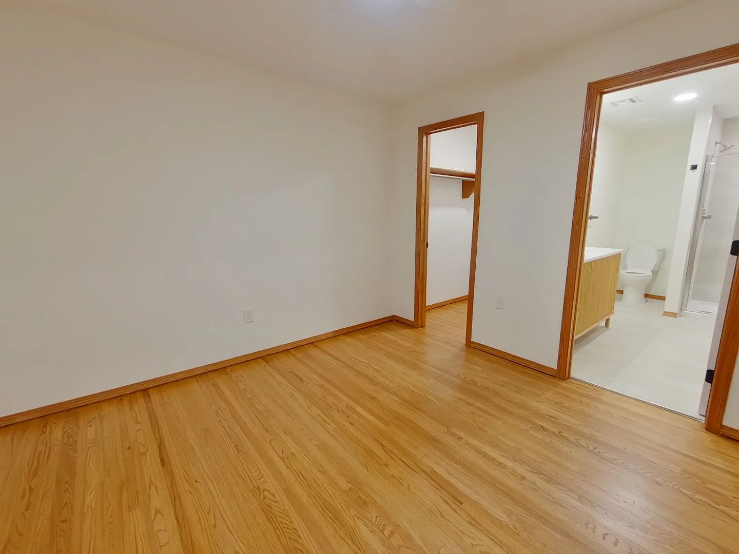 1401 E Douglas Ave — Photo 4