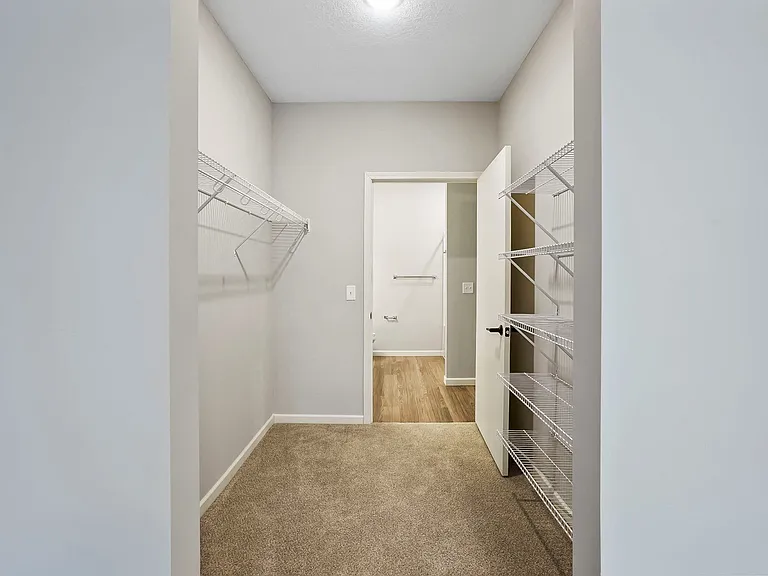 Rya Apartments — Photo 60