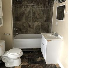 944 Hull St, Toledo, OH 43605