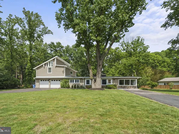 6430 Fairland St, Alexandria, VA 22312