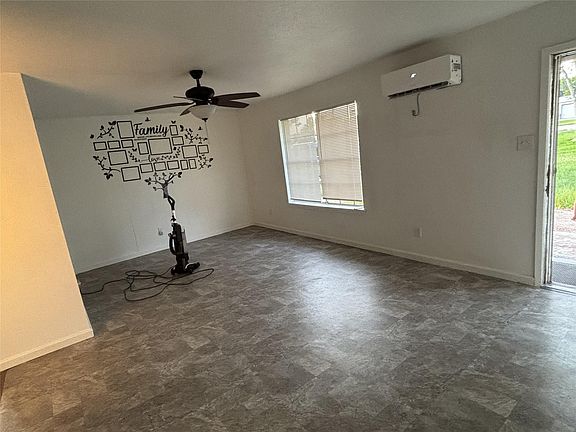 2nd image of 11831 Fm 1764 Rd