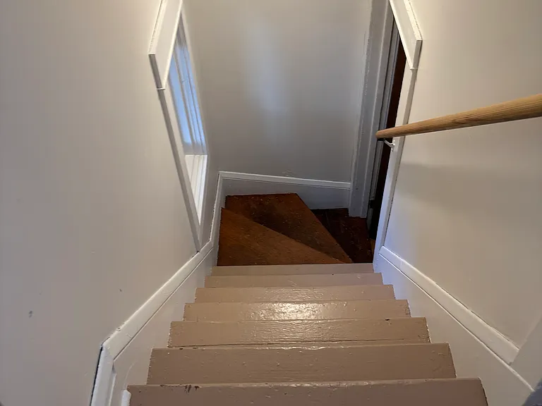 1195 Portland Ave — Photo 9