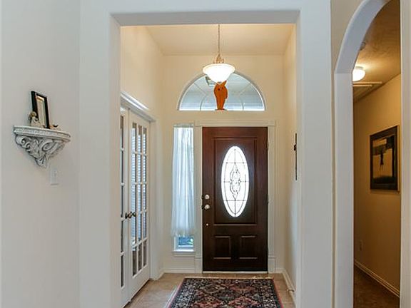 4th image of 11914 Aerie Dr