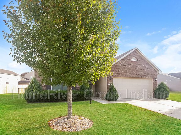 4th image of 2525 Copper Hill Dr