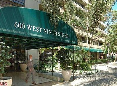 1st image of 600 W 9th St APT 704