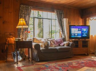 135 Saint Dunstans Rd, Asheville, NC 28803
