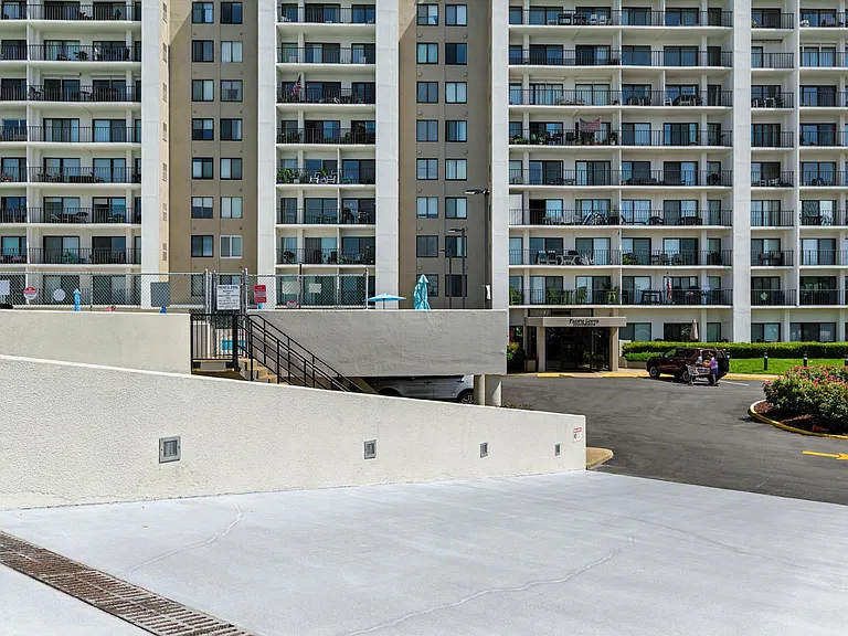500 Pacific Ave #202-1 — Photo 2