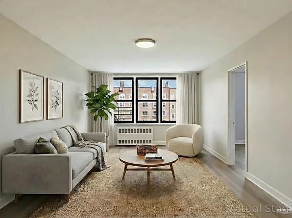 515 E 7th St APT 5L, Brooklyn, NY 11218