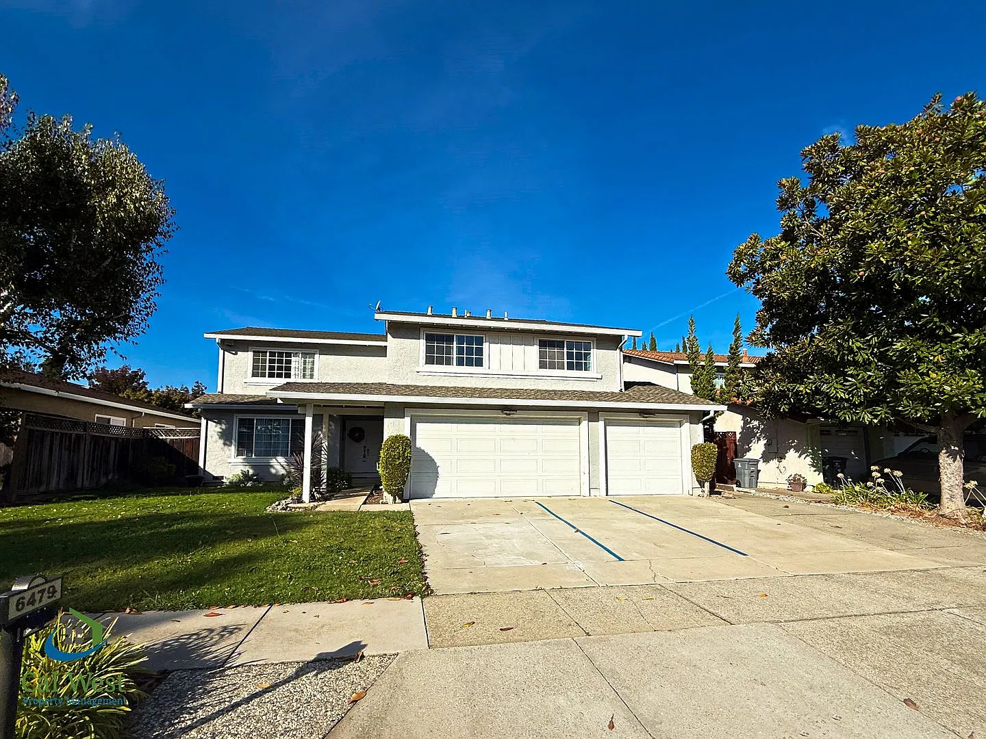 $4995 - Updated luxury 2 Story Home in Gilroy — Photo 1