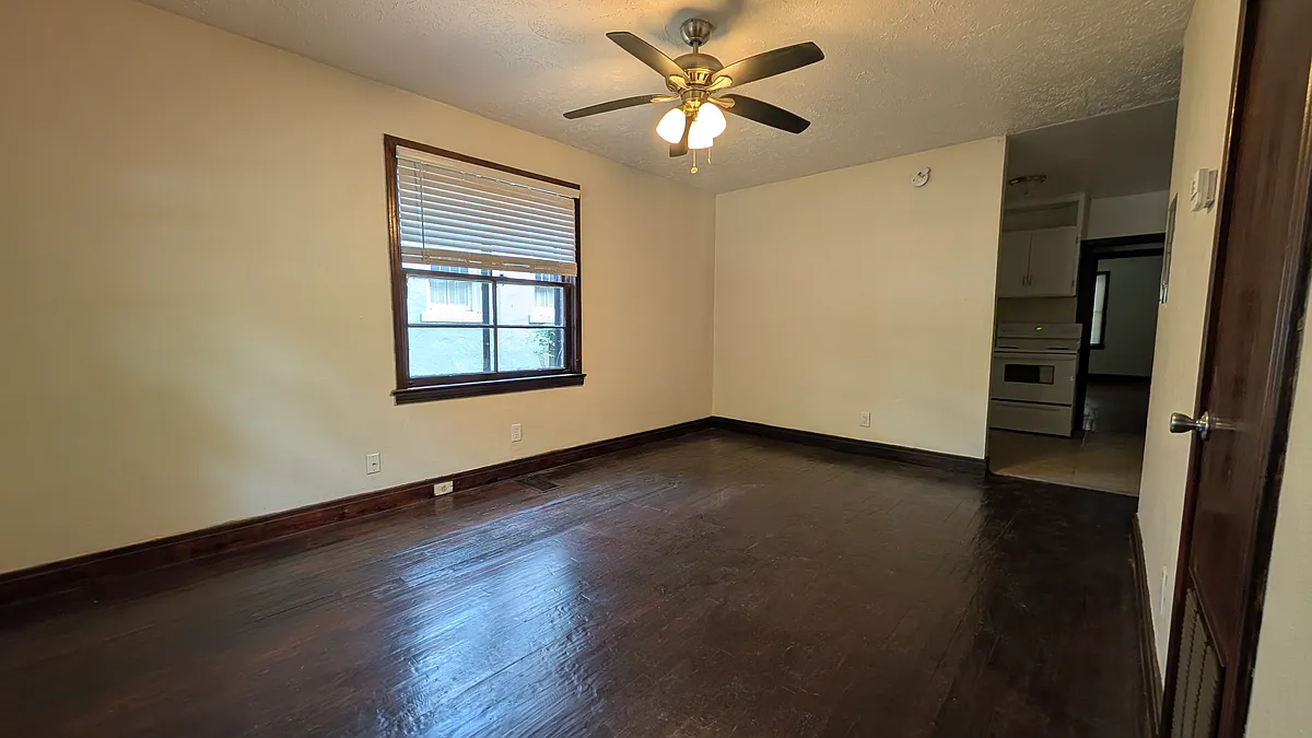 Building Photo - 1232 Ingleside Ave #1