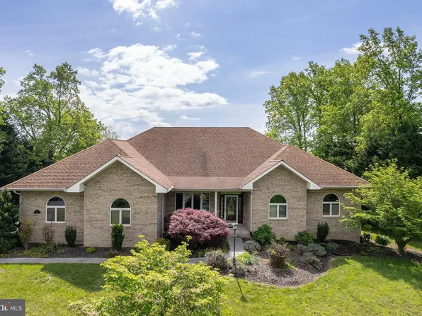 237 Aspen Trl, Winchester, VA 22602