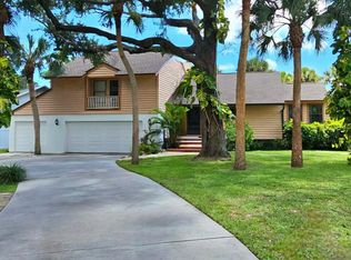 12299 McGregor Woods Cir, Fort Myers, FL 33908