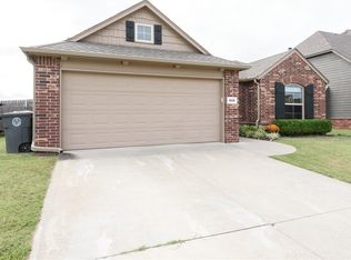 19116 E 49th St S, Tulsa, OK 74134