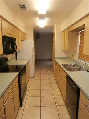 5th image of 8920 Sheppard Dr