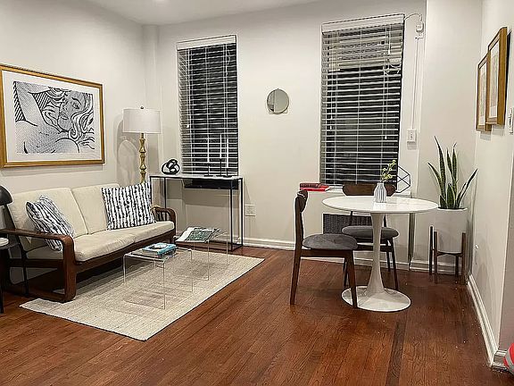 4th image of 127 W 82nd St APT 1A