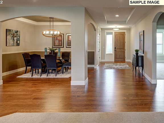 3rd image of Tulip Ln