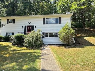 2643 Larwood Dr, Charleston, WV 25302