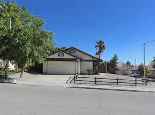 2851 Fairfield Ave, Palmdale, CA 93550