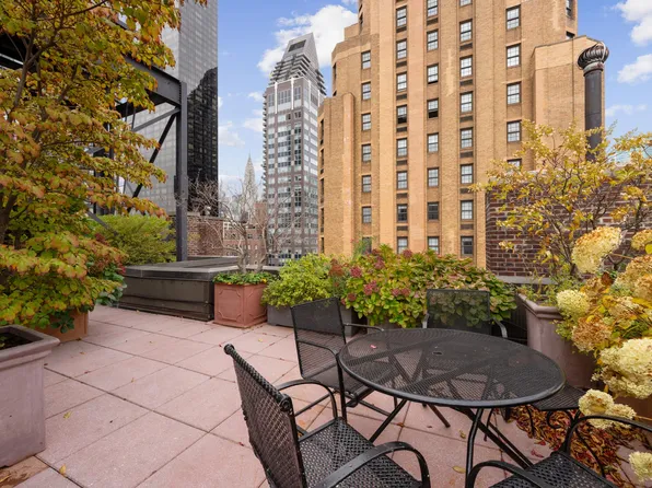 10 Mitchell Place image 13 of 18