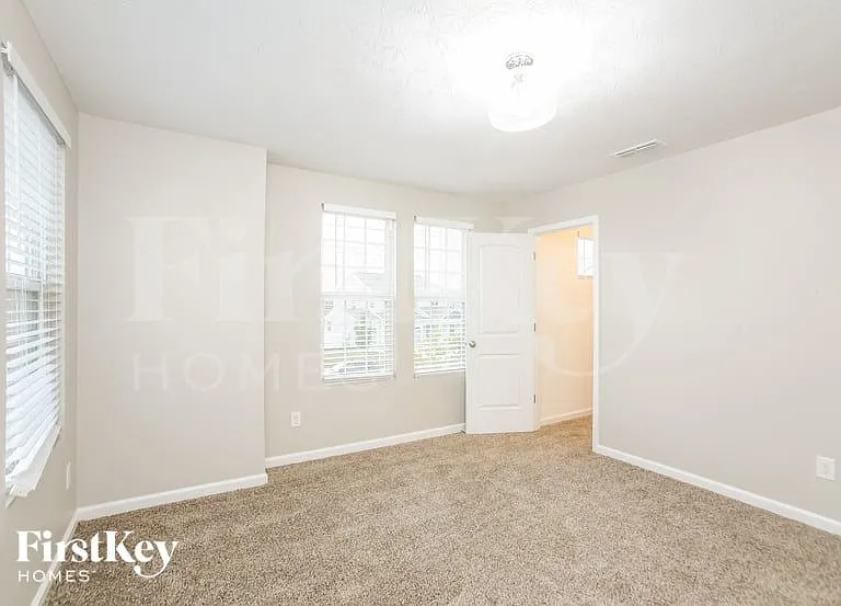 6640 Harvest Moon Ln — Photo 11