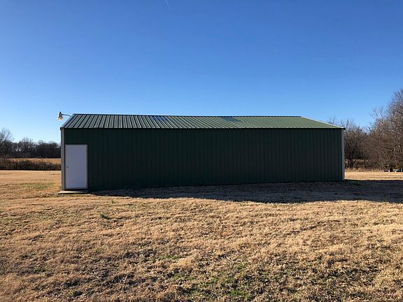 30 x 50 Metal Barn with 110 & 220 hookup
