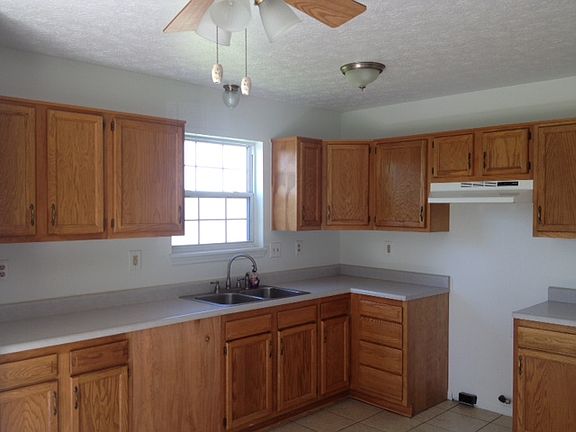 2nd image of 1138 N Winding Hart Dr