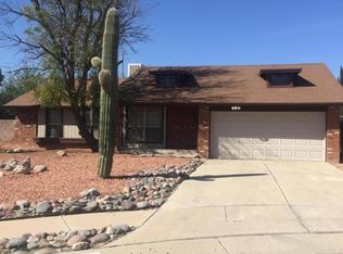 6251 N Celery Pl, Tucson, AZ 85741