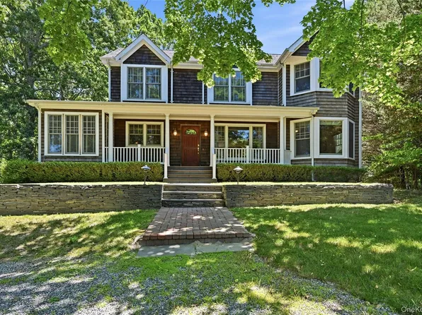 1195 Goose Creek Lane, Southold, NY 11971