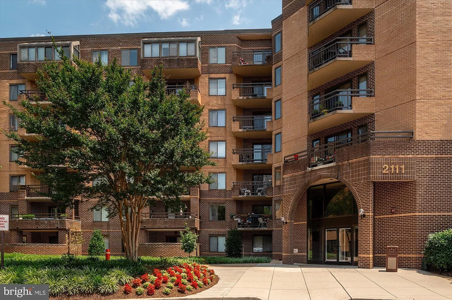 1 bed, 690 sqft, $2,750 — Photo 1