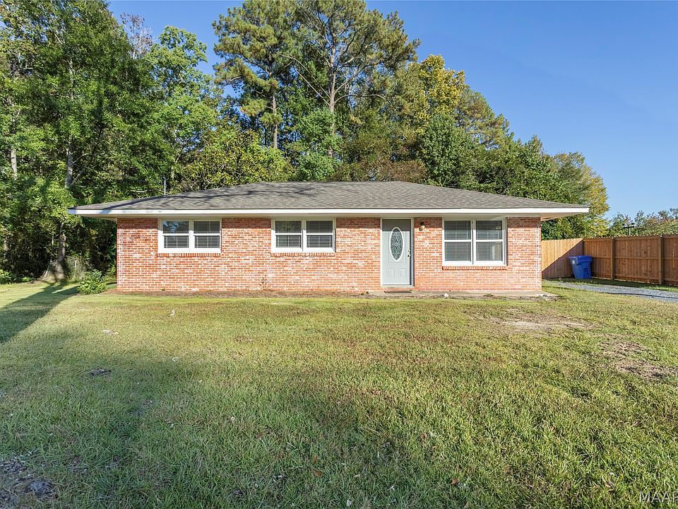 1st image of 221 Moncrief St