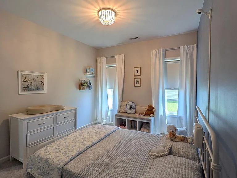 221 Seville St — Photo 30